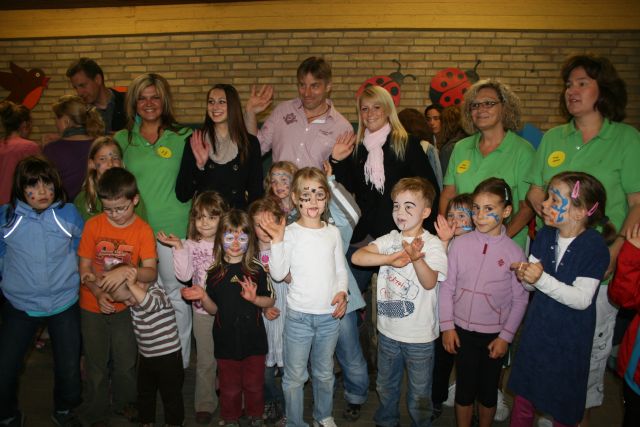 gal/2011/2011 Kita Pusteblume Bewegungszertifikat/IMG_2469.JPG